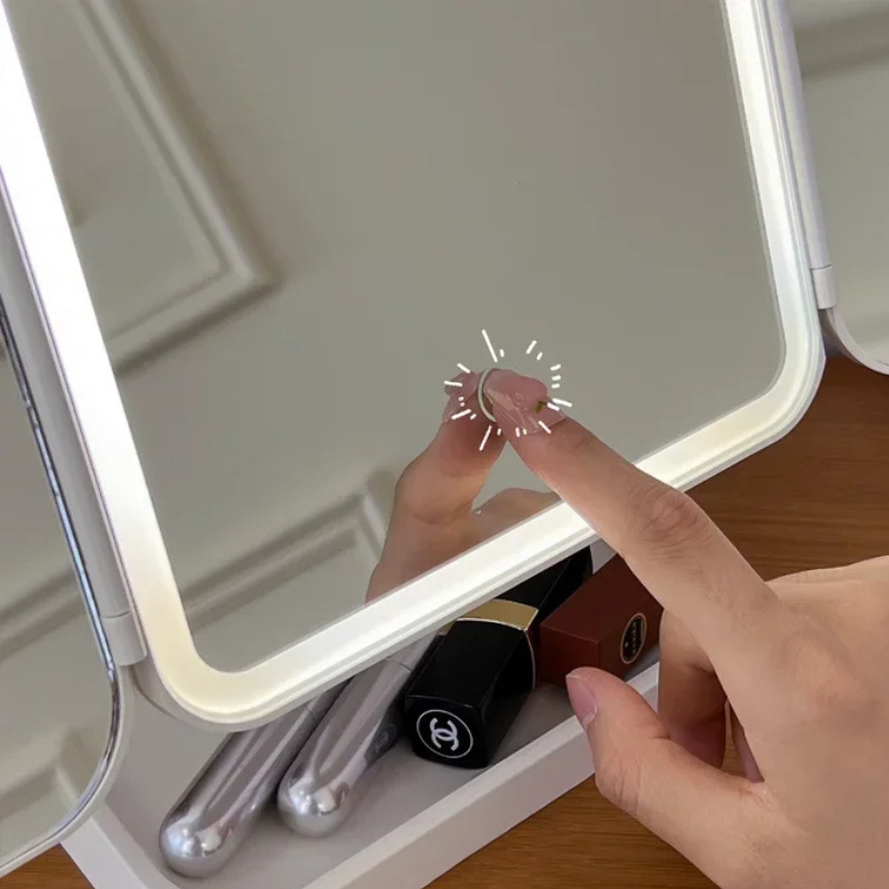 Miroir décoratif pliant à LED et écran tactile.
