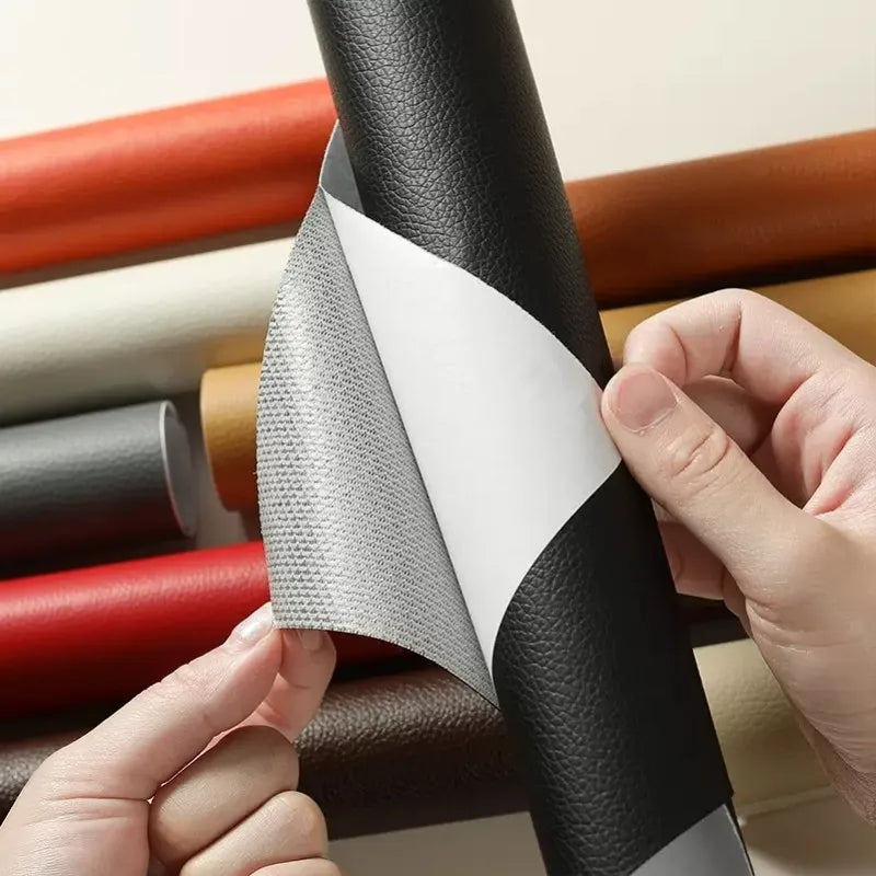 Rouleau de réparation du cuir autocollant.