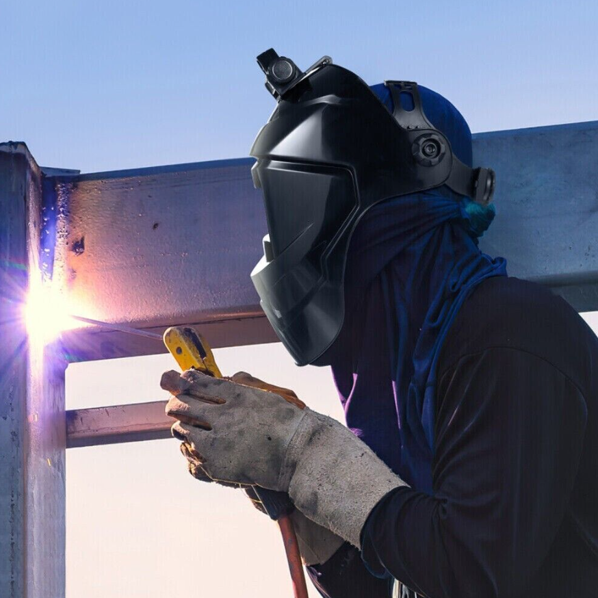 Casque de soudage solaire à gradation automatique.