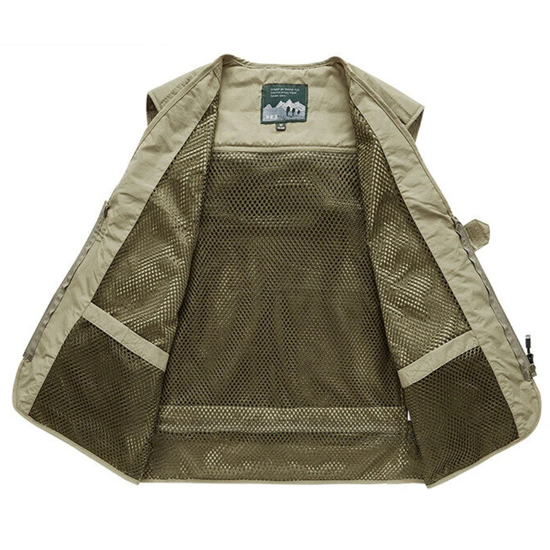 Veste multipoches pour homme et femme.