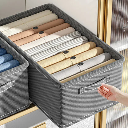 Pack de 5 boites de rangement innovantes et pliables.