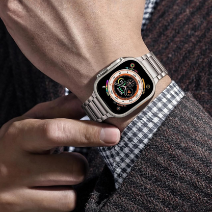 Montre intelligente connectée pour homme.