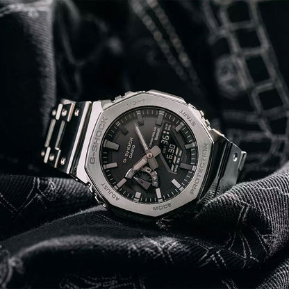 Montre pour homme Casio G-Shock, modèle GM-B2100D-1AER.