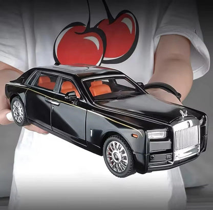La miniature 1:18 Rolls-Royce Phantom qui fait battre les cœurs ❤️